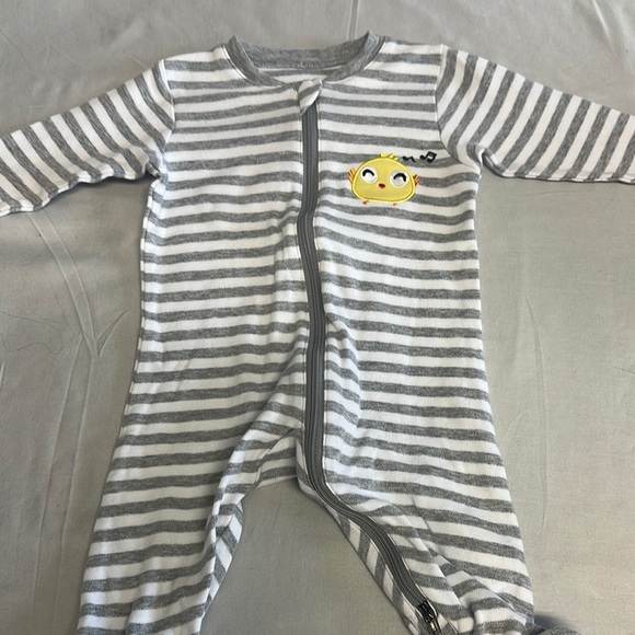 Tuffy - Gray and White Striped Baby Onesie with Chick Patch - Picture 2 of 3
